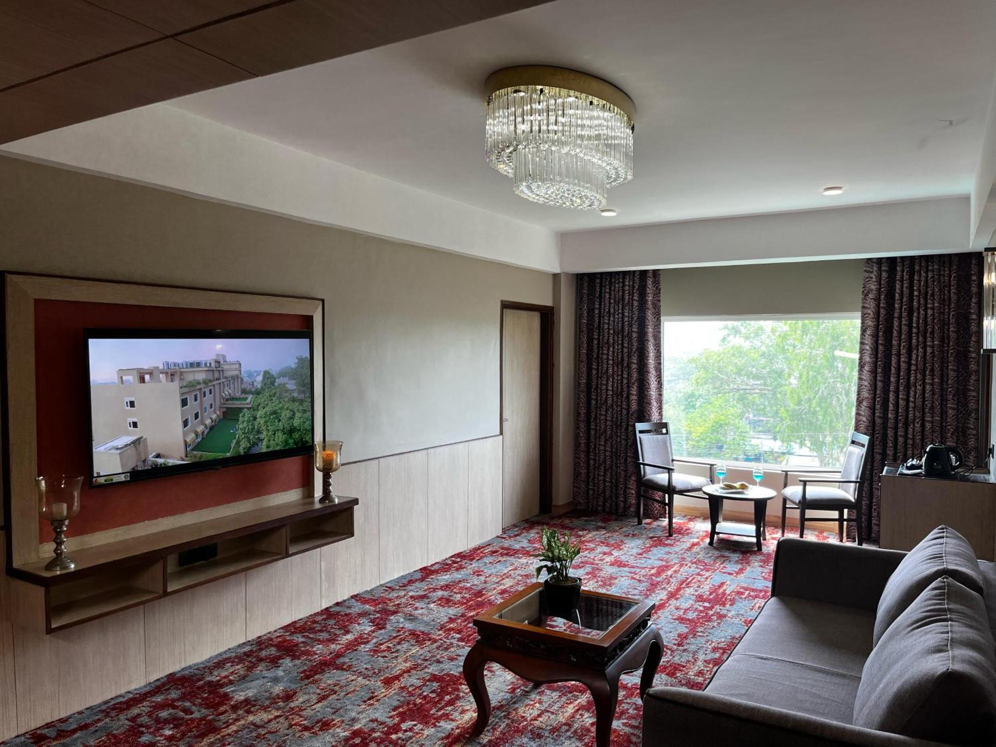 The Lalita Grand Mathura- Vrindavan Exterior foto